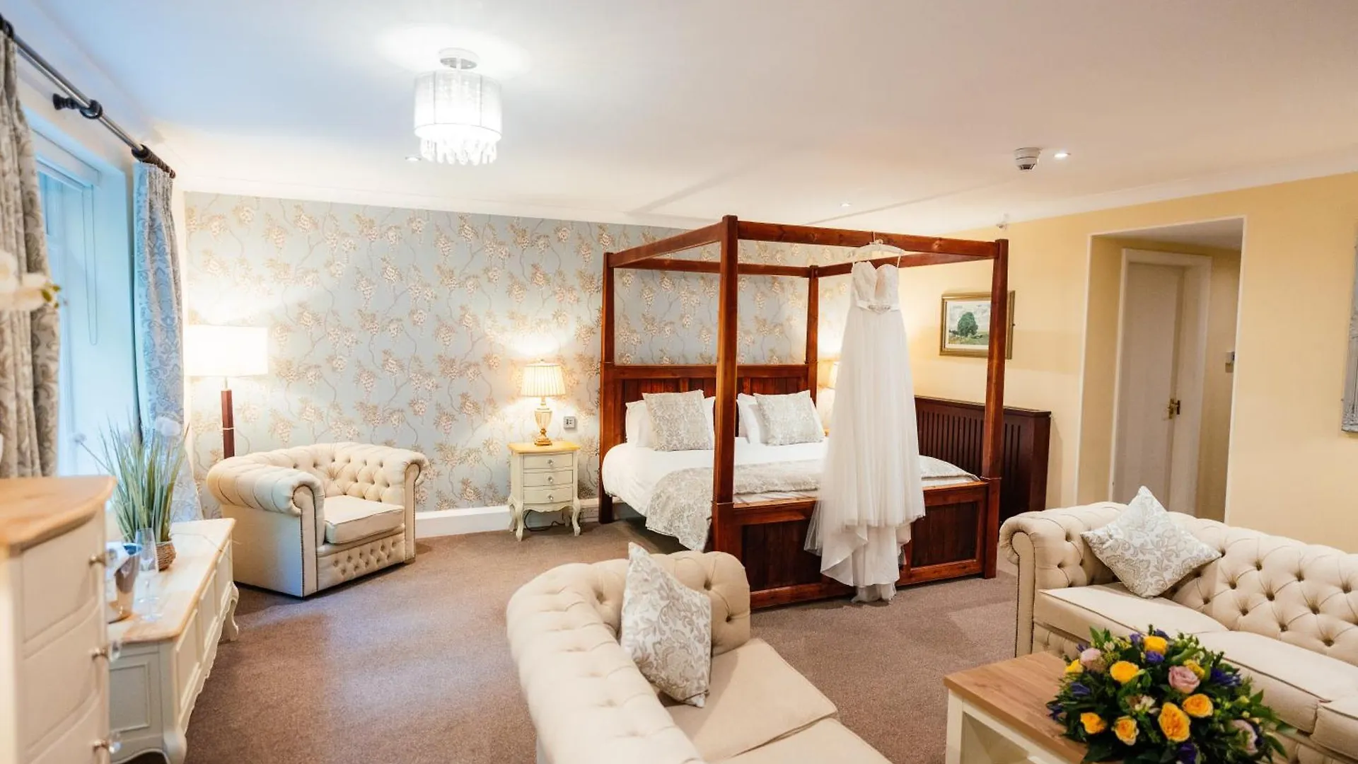 Hollins Hall Hotel, Golf & Country Club Bradford  Bradford (West Yorkshire)