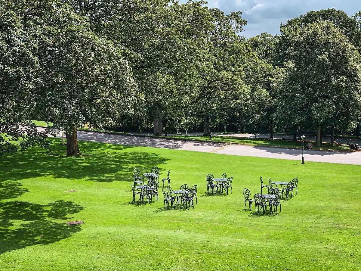 Hollins Hall Hotel, Golf & Country Club Bradford  4*, Bradford (West Yorkshire)