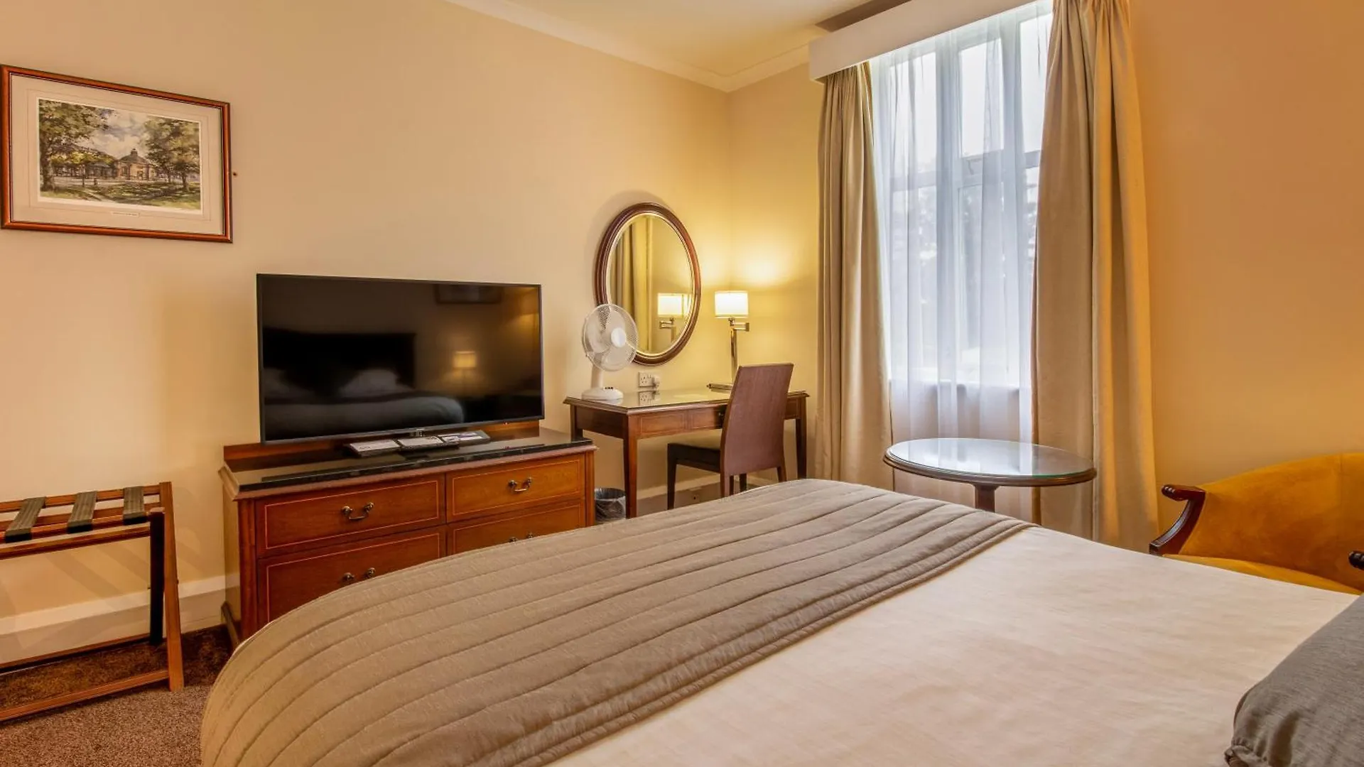 Hollins Hall Hotel, Golf & Country Club Bradford  4*, Bradford (West Yorkshire) Velká Británie