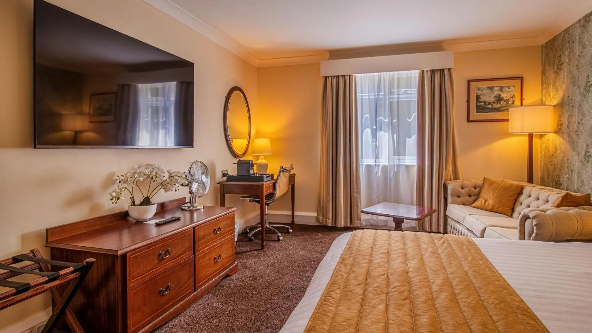 Hollins Hall Hotel, Golf & Country Club Bradford  4*, Bradford (West Yorkshire) Velká Británie