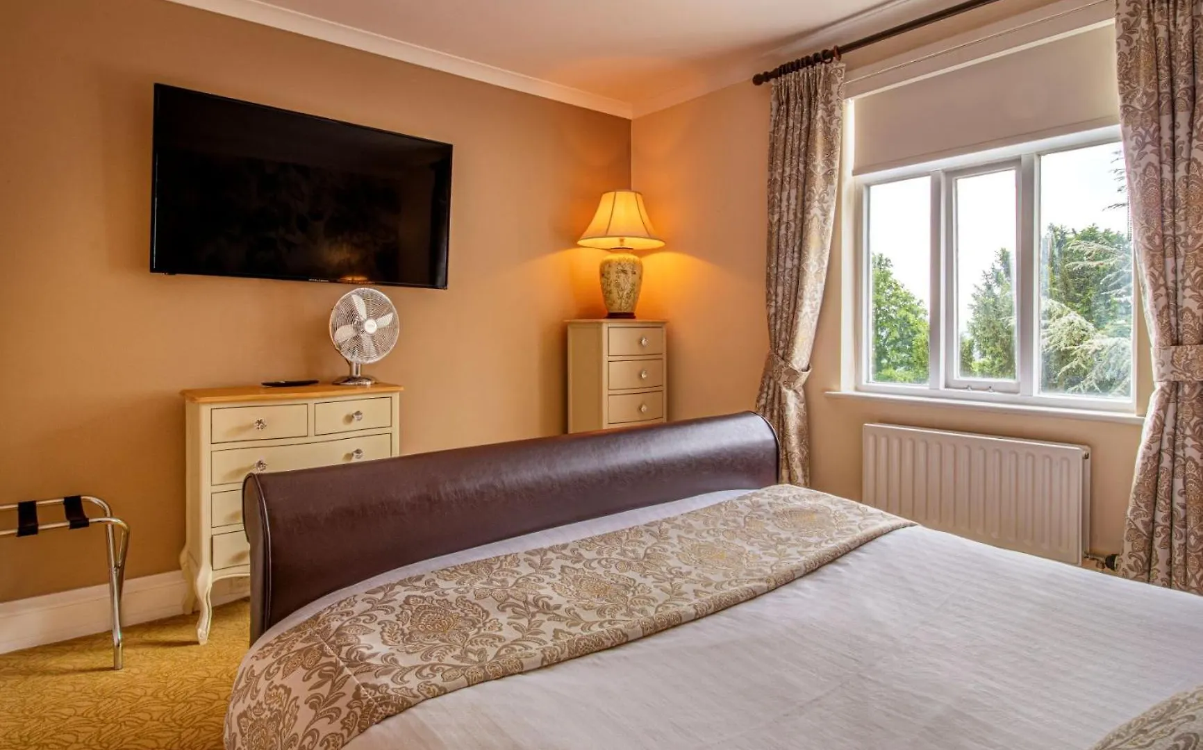 Hollins Hall Hotel, Golf & Country Club Bradford  4*, Bradford (West Yorkshire)