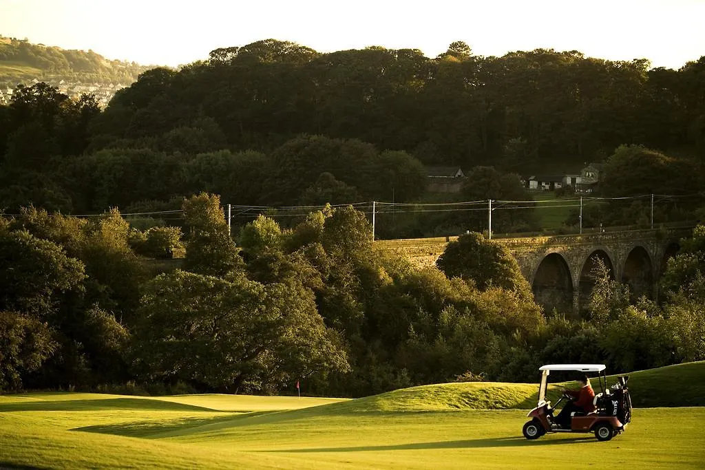 **** Hotel Hollins Hall Hotel, Golf & Country Club Bradford  Velká Británie