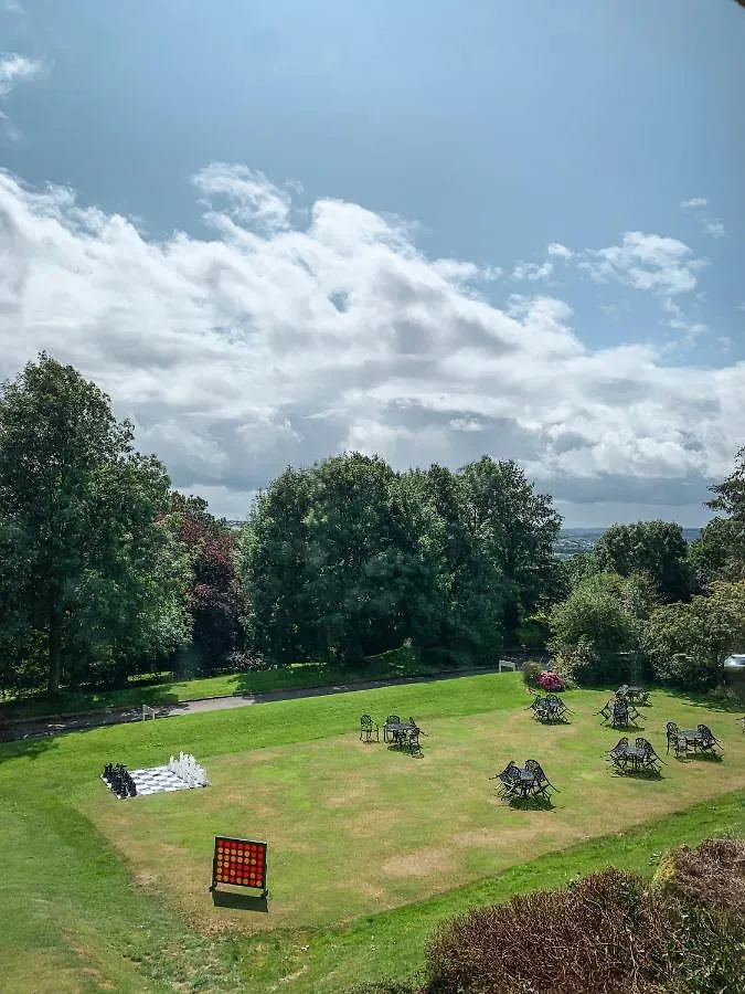 Hollins Hall Hotel, Golf & Country Club Bradford  4*, Bradford (West Yorkshire) Velká Británie