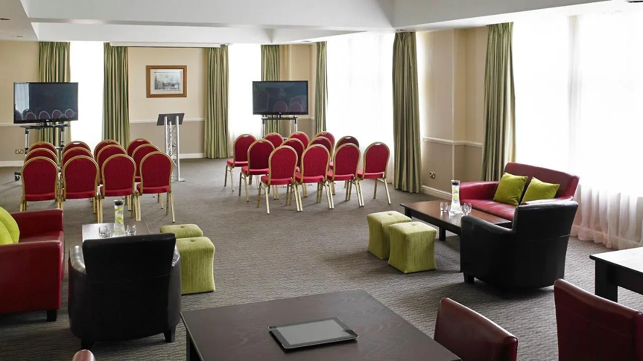 Hollins Hall Hotel, Golf & Country Club Bradford  4*, Bradford (West Yorkshire) Velká Británie